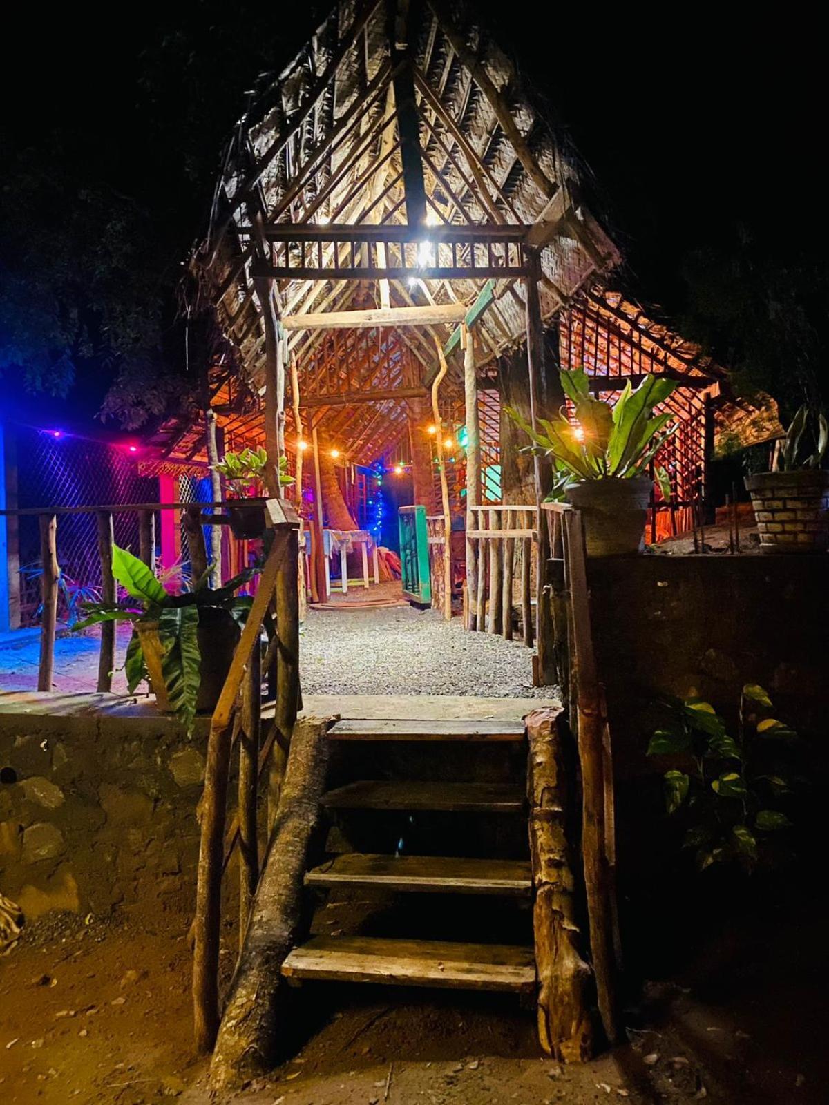Thatched Villa Tangalle Kültér fotó